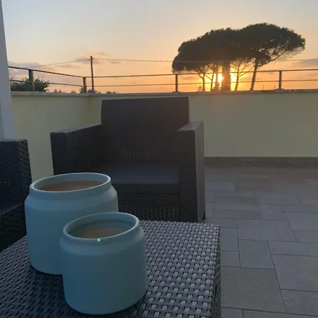 Apartment Domus Mellis Velletri